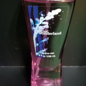 Bath & Body Works Secret Wonderland Fragrance Mist